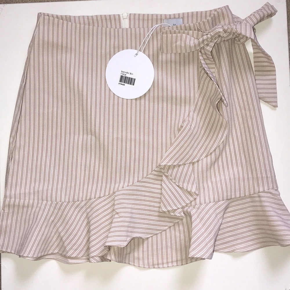 Princess Polly skirt